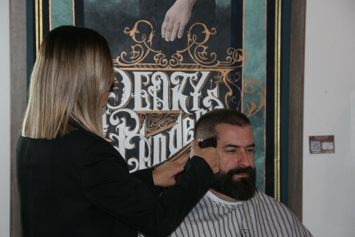 Coupe + Barbe - Dégradé à Blanc & Rasage shavette – 75 min |  95 CHF