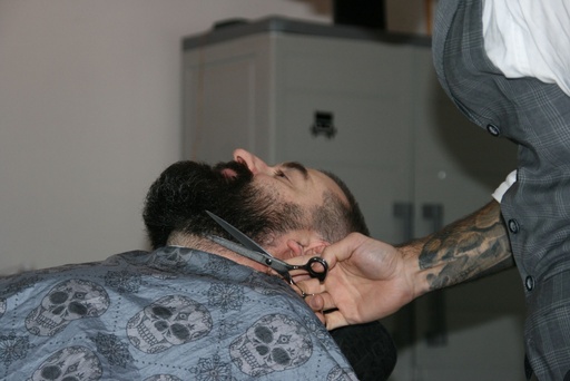 Barbe + Rasage au coupe-chou – 45 min | 66 CHF